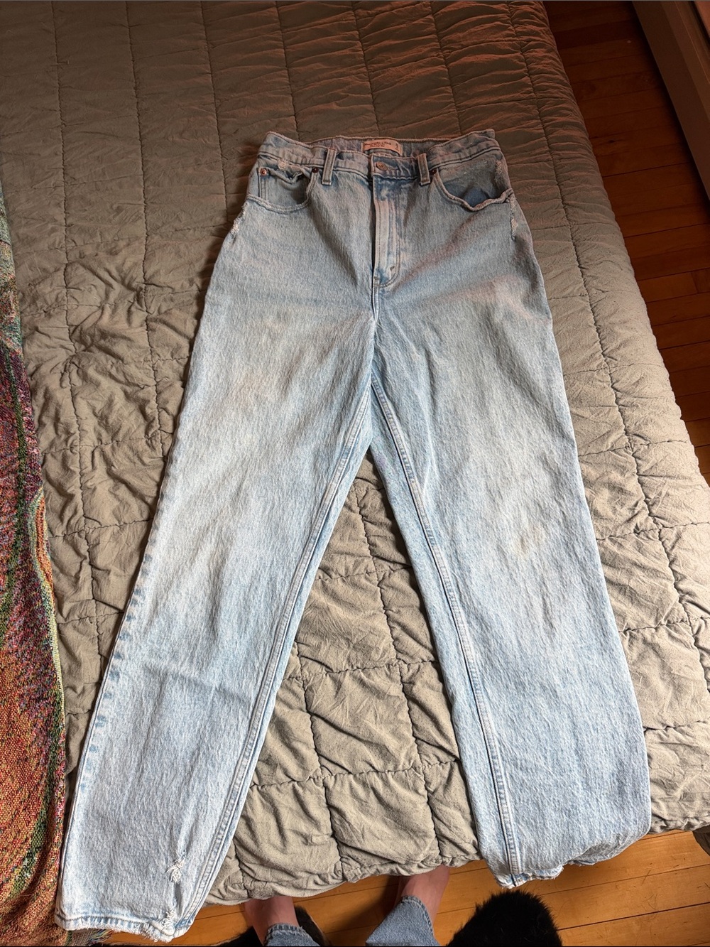 Abercrombie & Fitch Curve Love The ‘90s Straight Ultra High Rise Size 28/6R